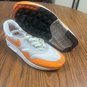 Nike Men's Sneakers - White and Orange